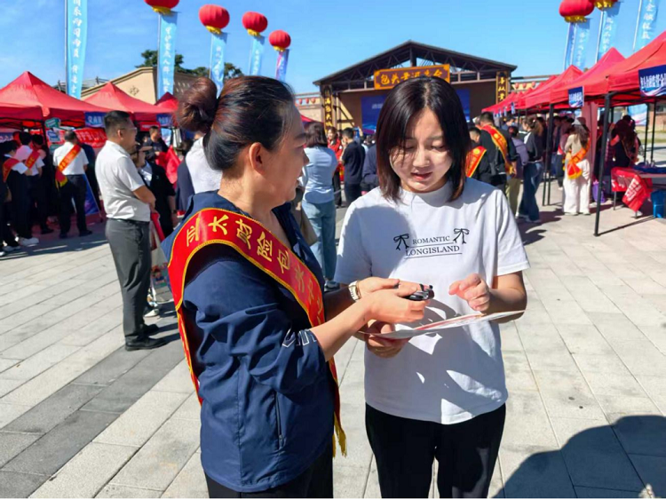 1789371807283588.png 图片2.png